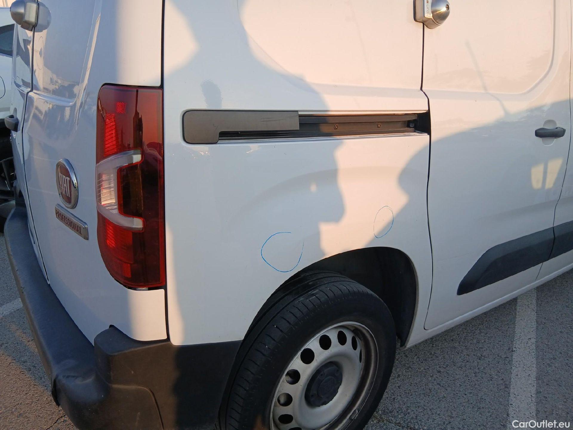  Fiat  Doblo FIAT Doblò / 2022 / 4P / furgón derivado de turismo Furgón 1.5 BlueHDi 100 1000kg L1H1 (AC2) #26
