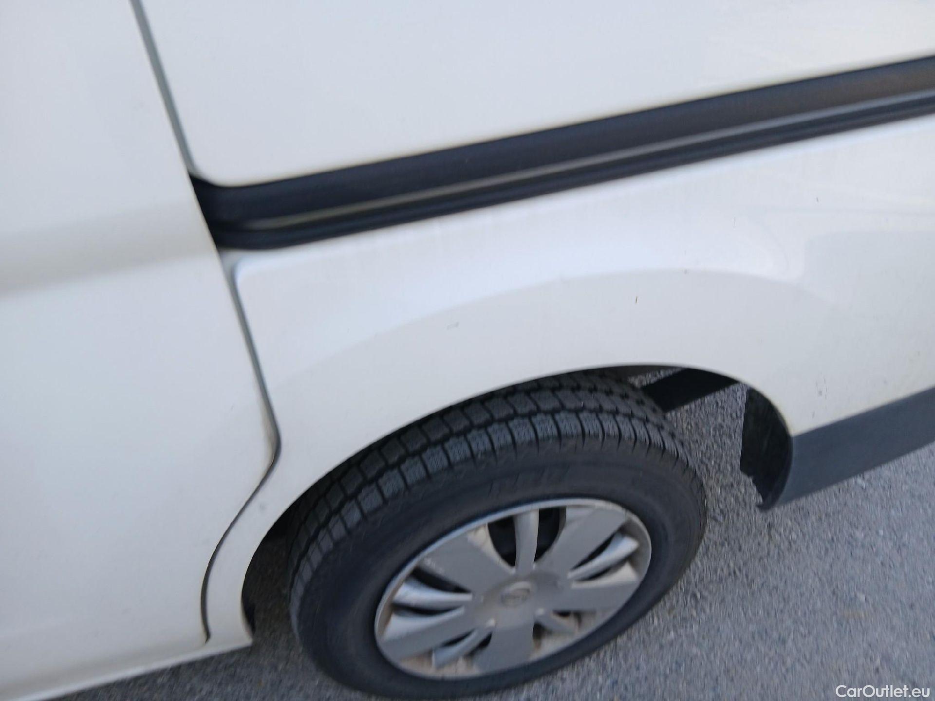  Nissan  NV200 NISSAN  / 2009 / 5P / combi Combi 5 1.5dCi 66kW (90CV) COMFORT Portó #16