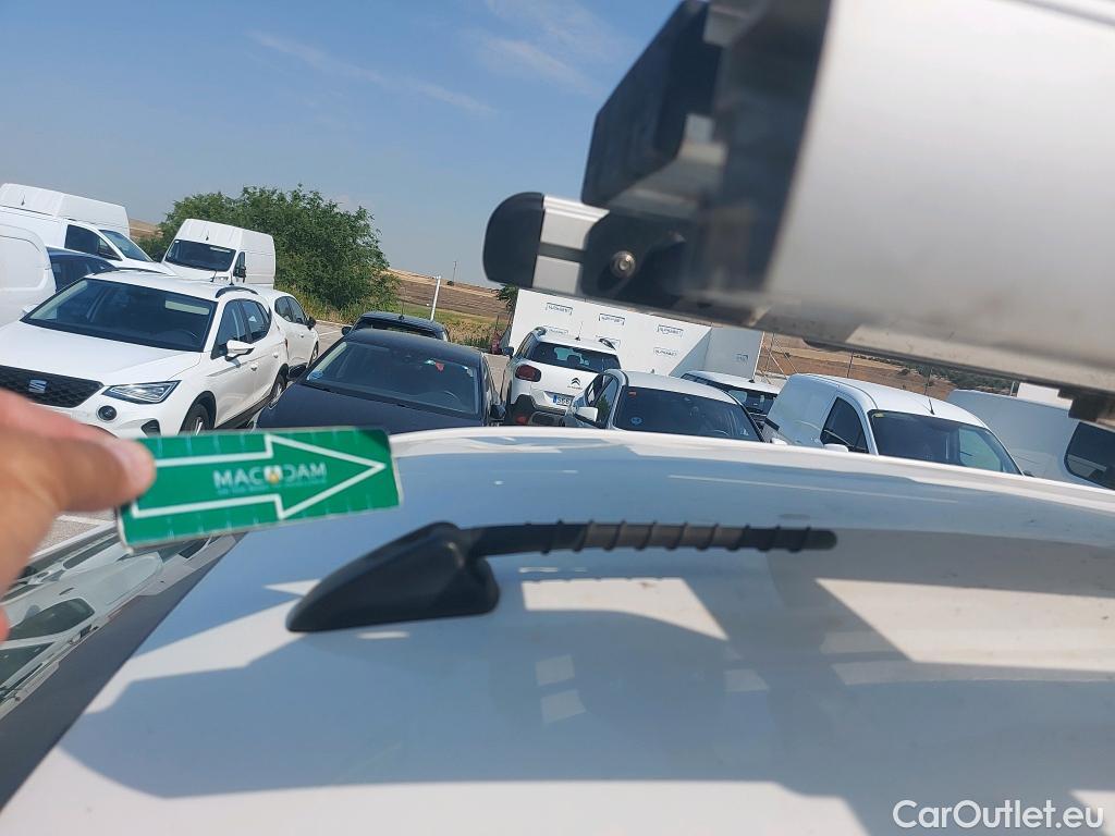  Toyota  Hilux TOYOTA  VU 2p 7G pickup 2.4 D-4D Cabina Extra GX 4x4 #1