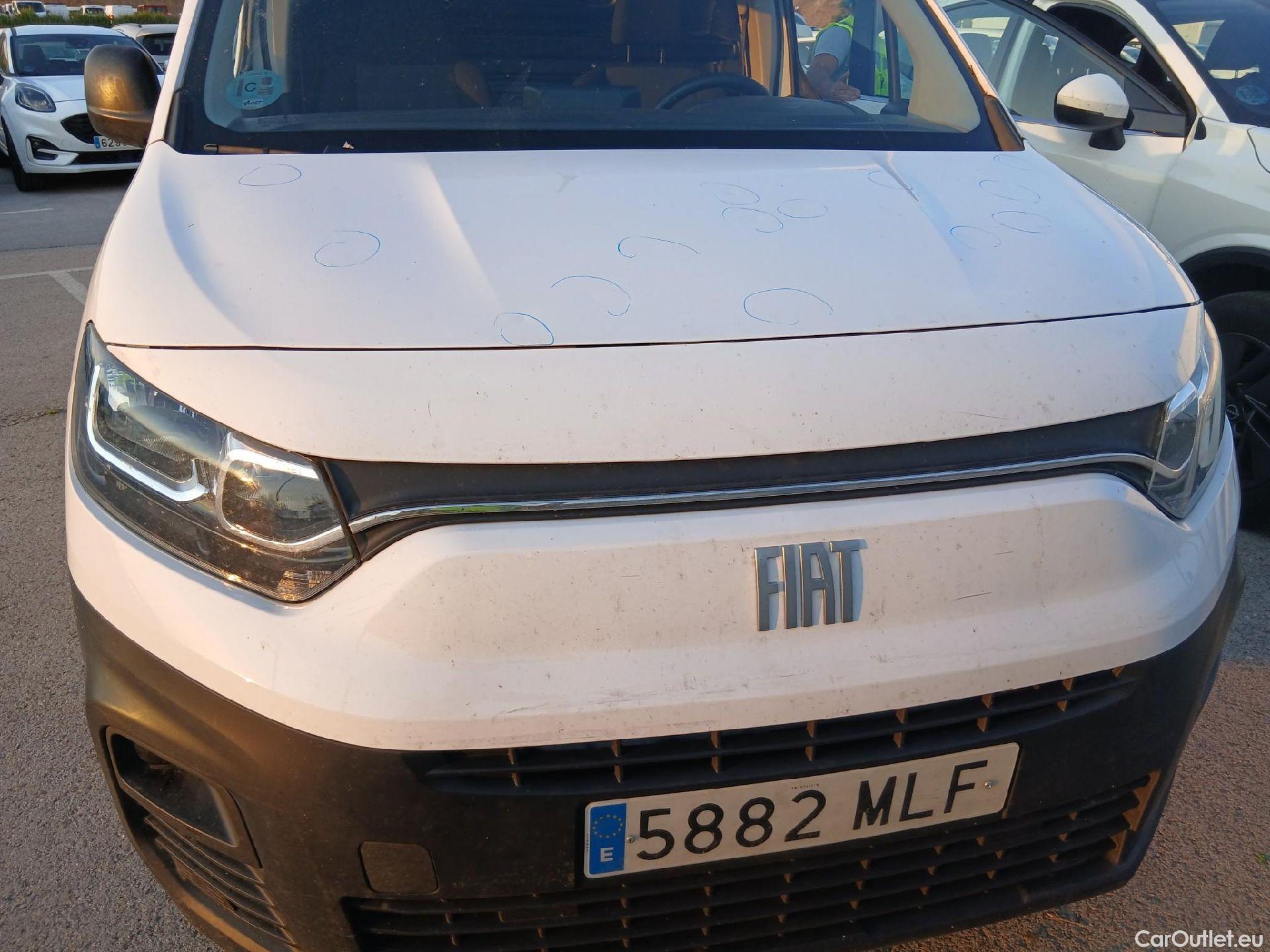  Fiat  Doblo FIAT Doblò / 2022 / 4P / furgón derivado de turismo Furgón 1.5 BlueHDi 100 1000kg L1H1 (AC2) #5