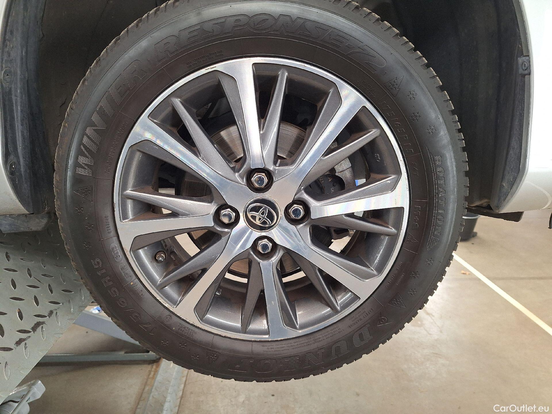  Toyota  Yaris Toyota,  '17, Toyota  1.5 Dual VVT-ie Y20 5d #29
