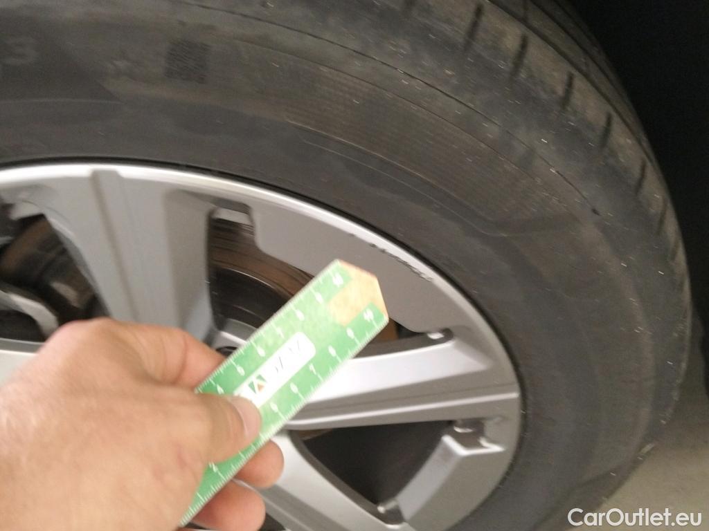  Bmw  X1 BMW  / 2022 / 5P / todoterreno sDrive18d #26