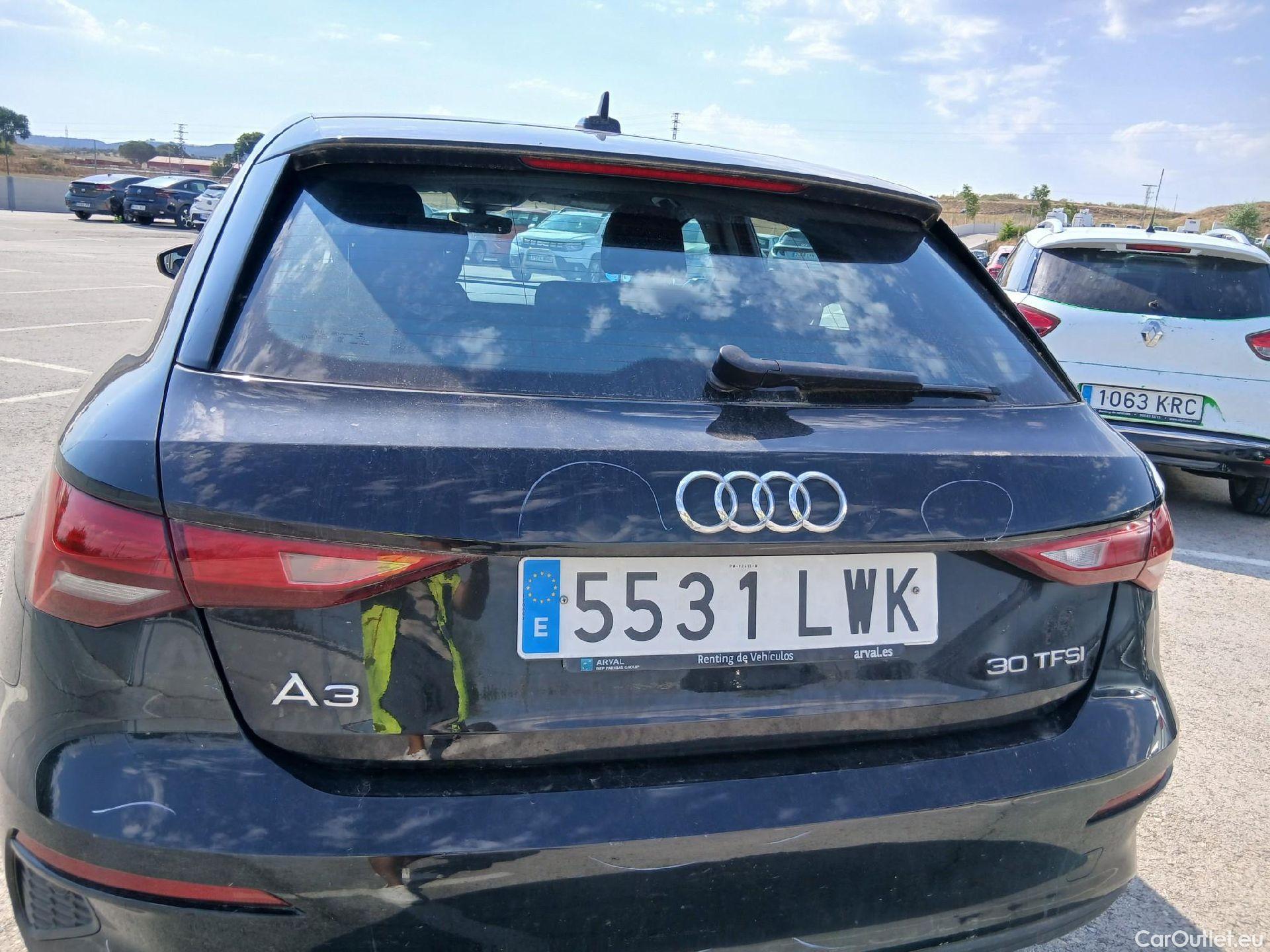  Audi  A3 AUDI  / 2020 / 5P / berlina con portón Sportback 30 TFSI 81kW (110CV) S tronic #29