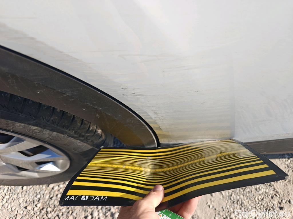  Citroen  C4 CITROEN  / 2020 / 5P / berlina con portón BlueHdi 110 S&S Live Pack #2