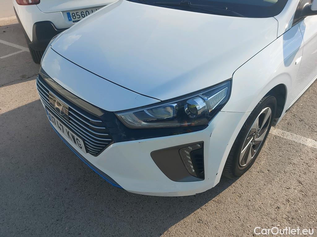  Hyundai   Ioniq HYUNDAI / 2016 / 5P / berlina con portón 1.6 GDI HEV Klass DCT (AC) #10