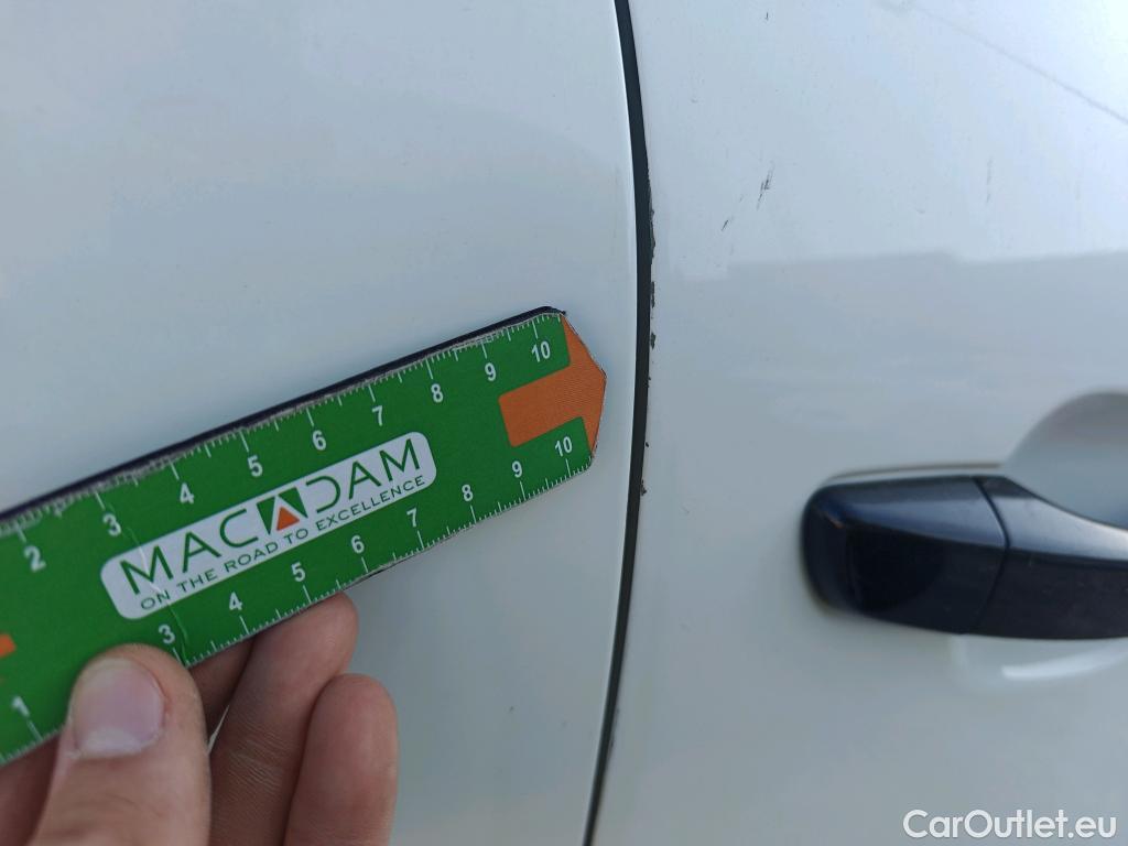  Citroen  C4 CITROEN  / 2020 / 5P / berlina con portón BlueHdi 110 S&S Live Pack #7