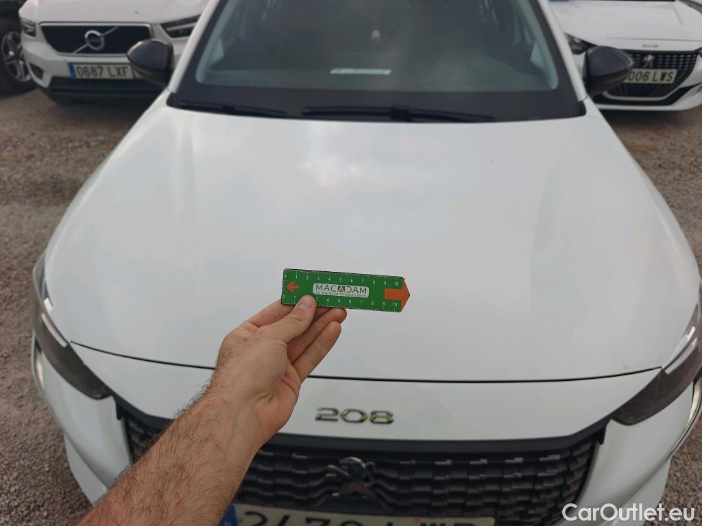  Peugeot  208 PEUGEOT  / 2019 / 5P / berlina con portón BlueHDi 73kW (100CV) Active #50