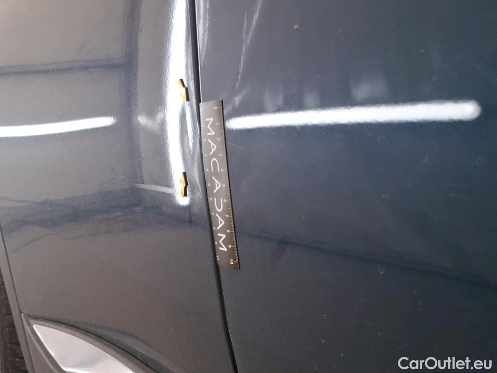  Peugeot  3008 PEUGEOT  / 2020 / 5P / SUV 1.6 HYBRID 225 E-EAT8 GT #7
