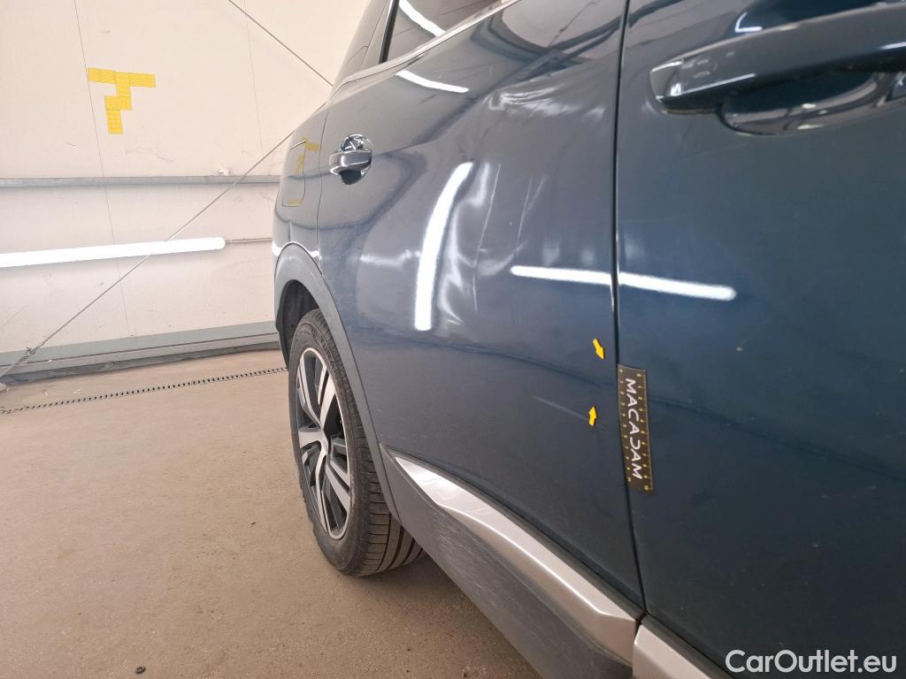  Peugeot  3008 PEUGEOT  / 2020 / 5P / SUV 1.6 HYBRID 225 E-EAT8 GT #5