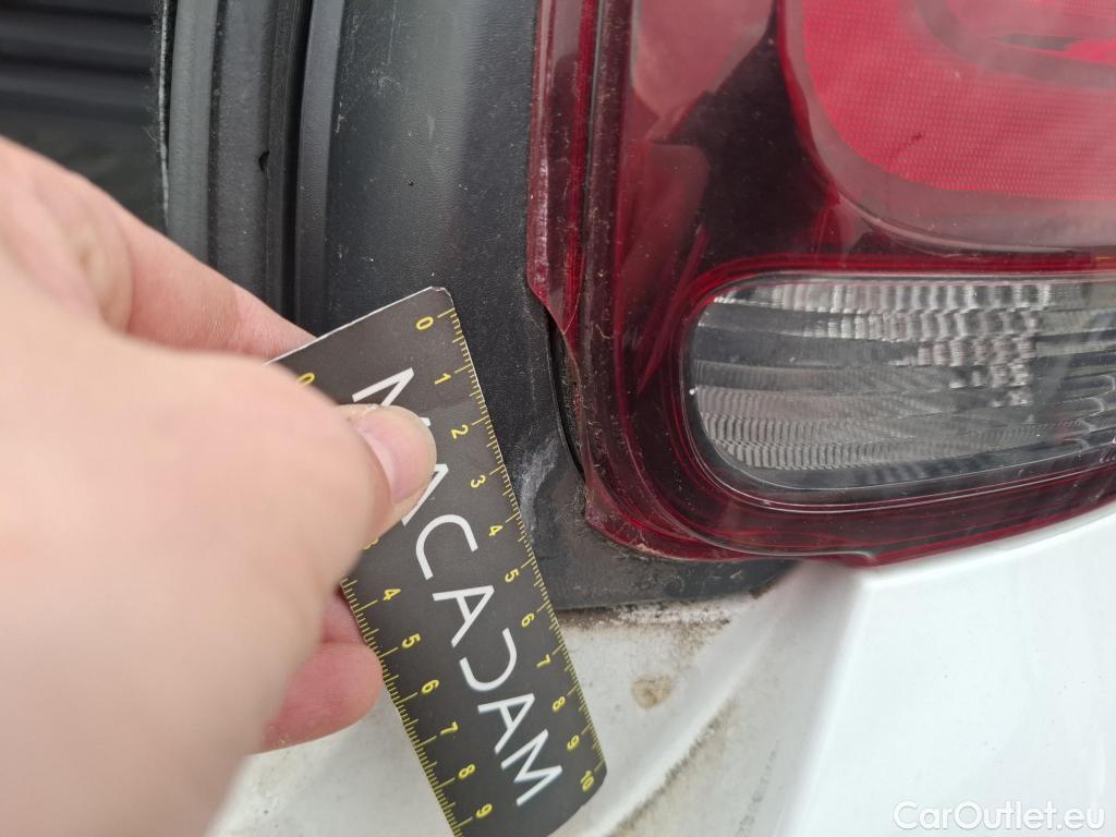  Citroen  C3  Société Feel 1.5 BlueHDI 100CV BVM6 E6dT #4