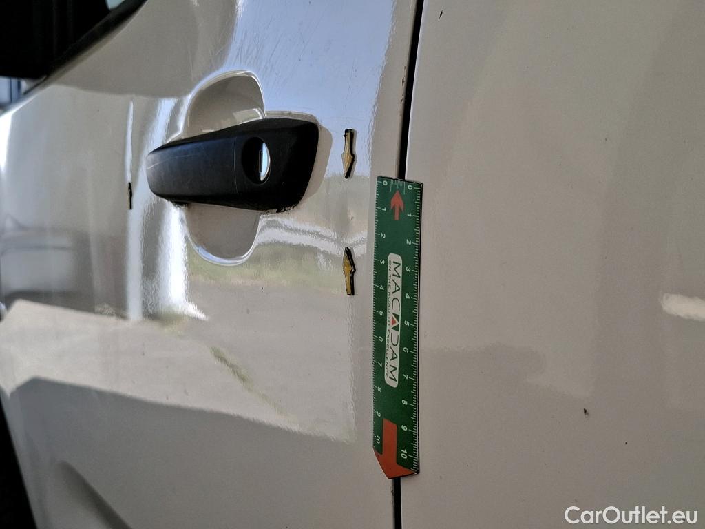  Citroen  Berlingo  Fourgon Club M 1000 1.2 PureTech 130CV BVA8 E6d #32