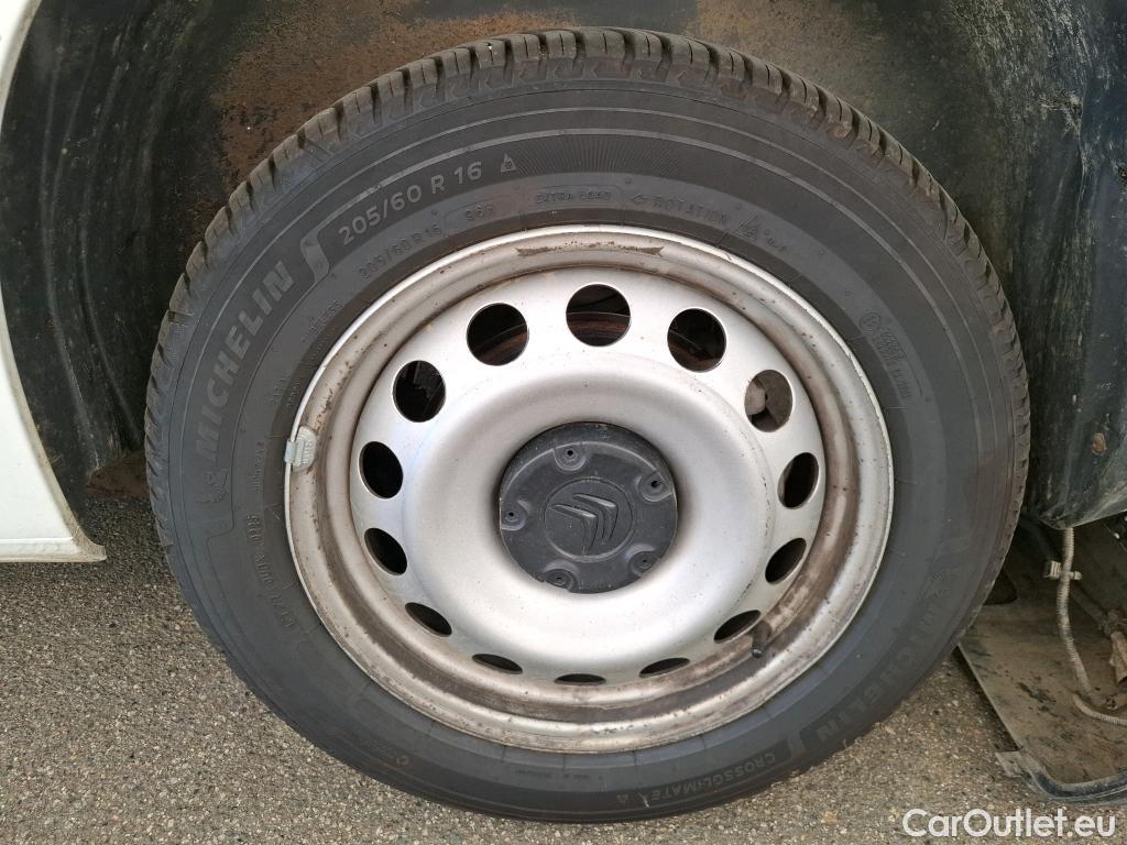  Citroen  Berlingo  Fourgon Club M 1000 1.2 PureTech 130CV BVA8 E6d #37