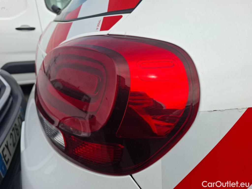  Citroen  C3  Société Feel 1.5 BlueHDI 100CV BVM6 E6dT #1