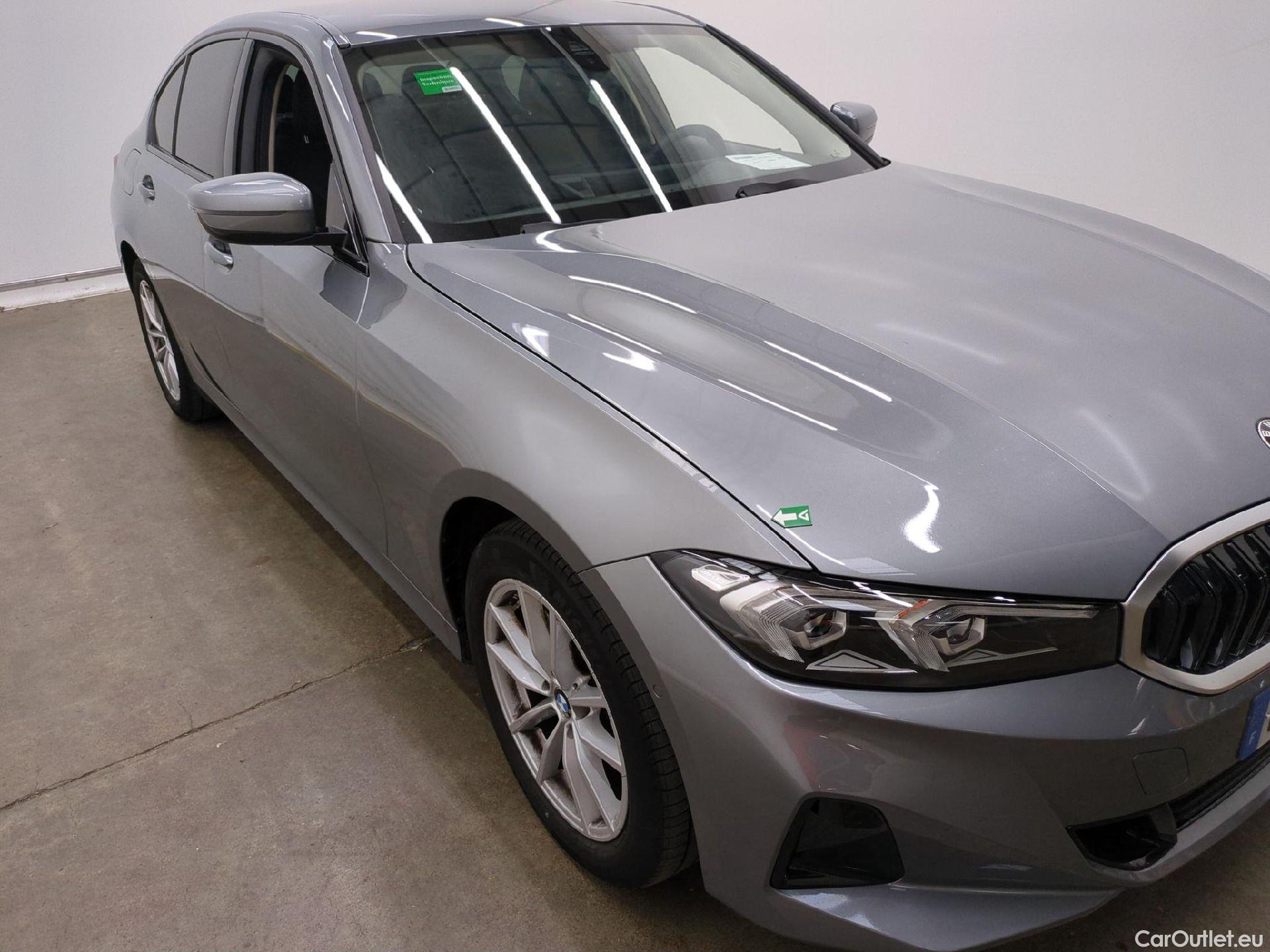  Bmw  Serie 3 BMW Série 3 Berline / 2022 / 4P / Berline 318i 156ch Business Design BVA8 #20