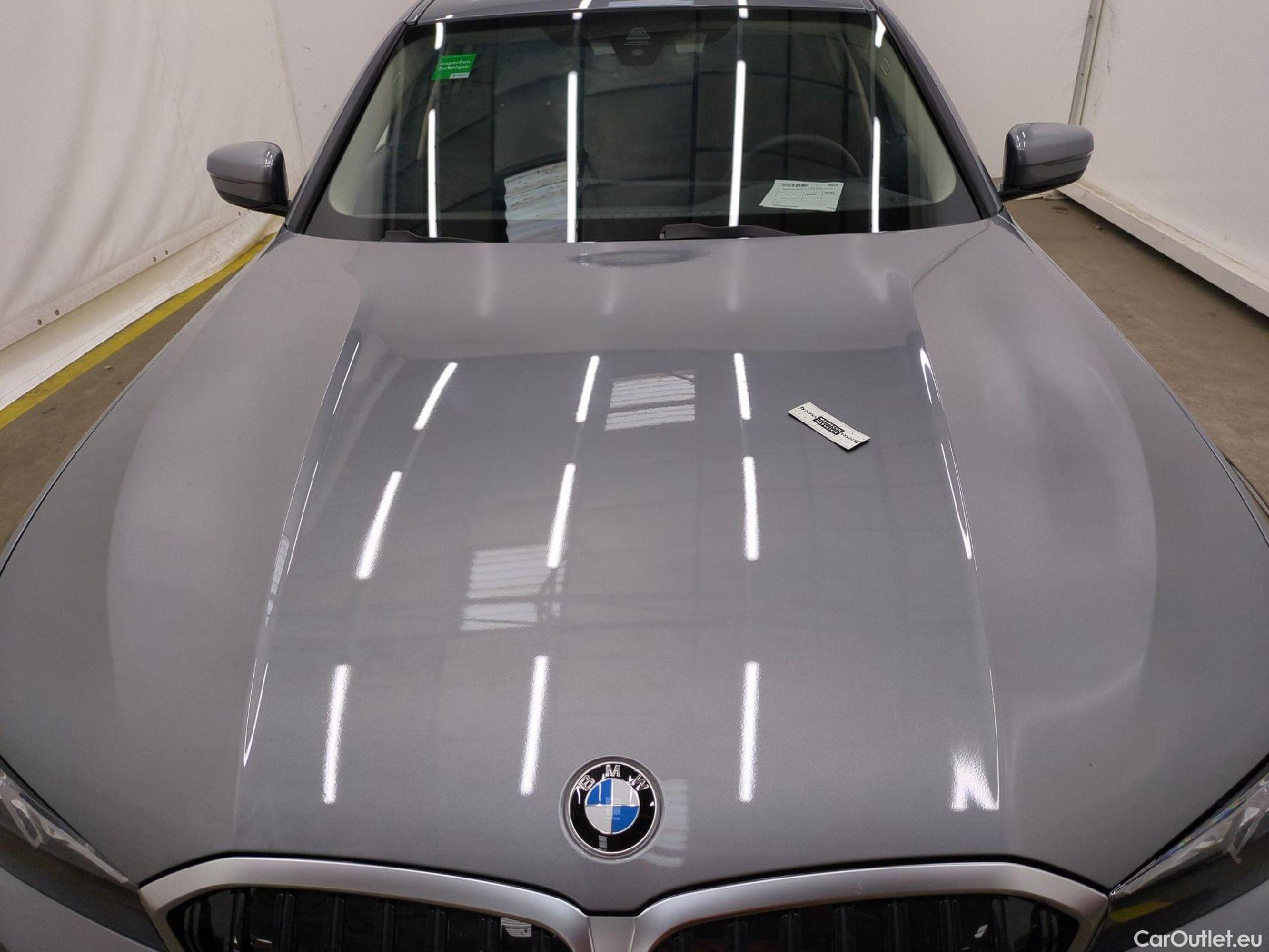  Bmw  Serie 3 BMW Série 3 Berline / 2022 / 4P / Berline 318i 156ch Business Design BVA8 #27