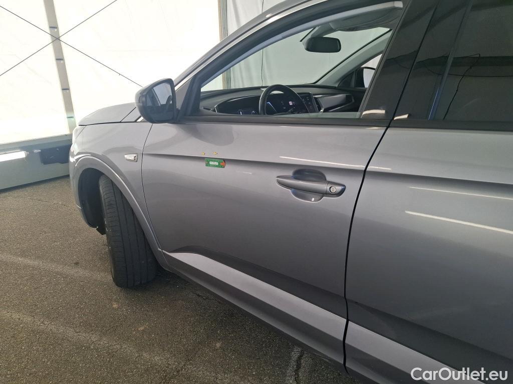  Opel   Grandland X Grandland X Elegance Business 1.5 130CV BVA8 E6d #6
