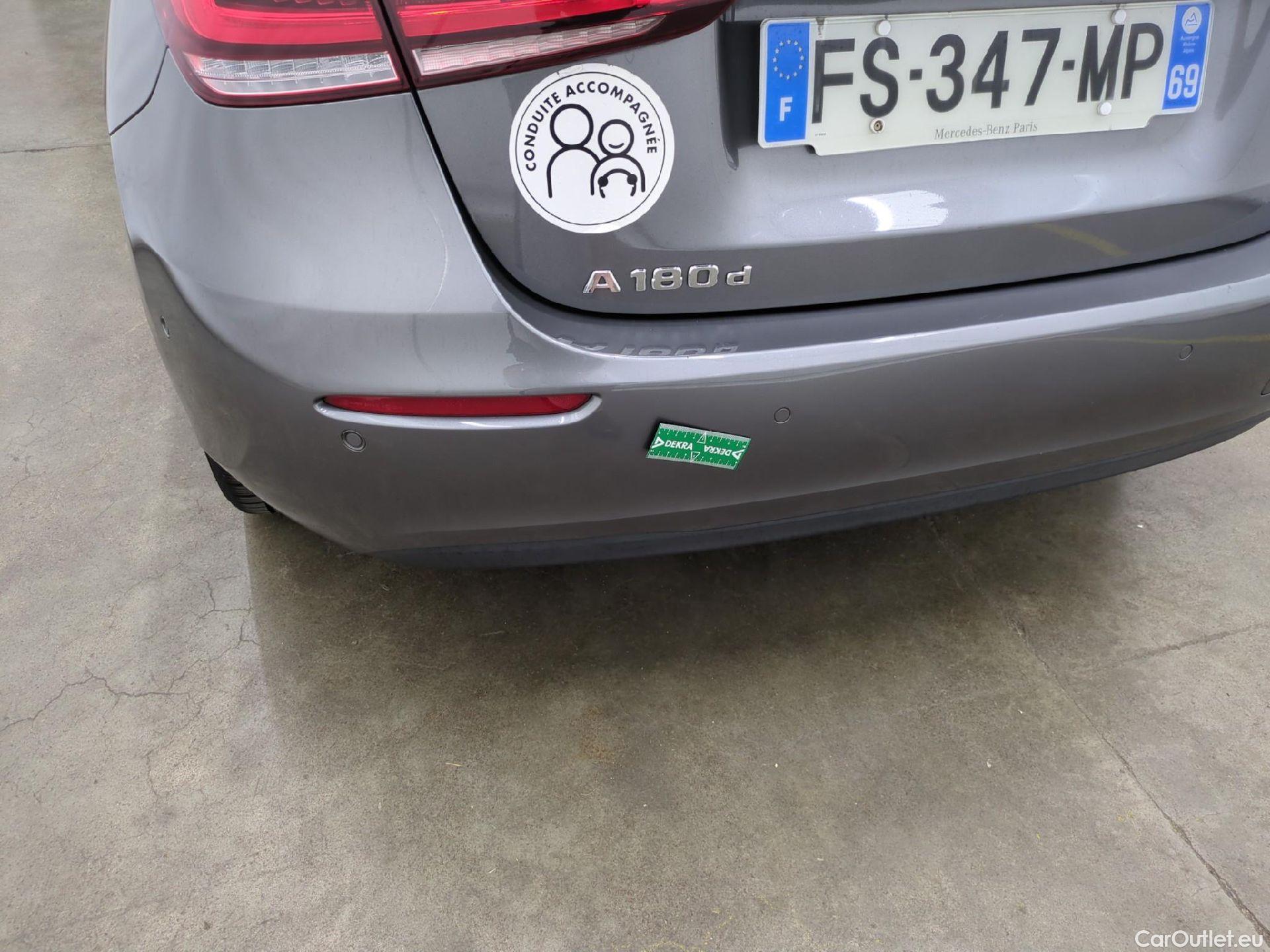  Mercedes  A-Klasse MERCEDES-BENZ Classe A Compact / 2018 / 5P / Berline A 180 d Business Line #35