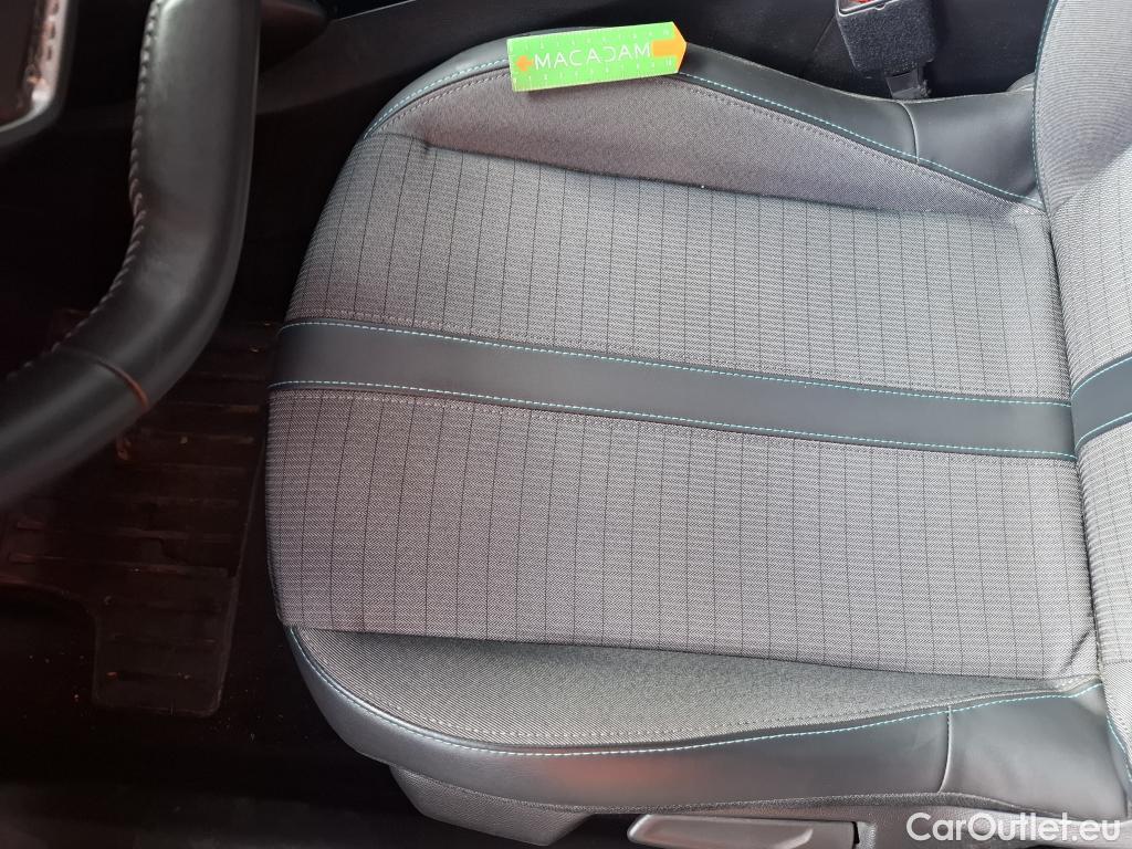  Peugeot  2008  Allure Business 1.5 HDi 130CV BVA8 E6d #58