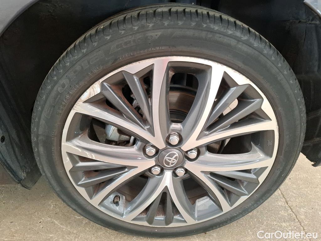  Toyota  Yaris TOYOTA  Hybride / 2019 / 5P / Berline Hybride 116h Iconic #24