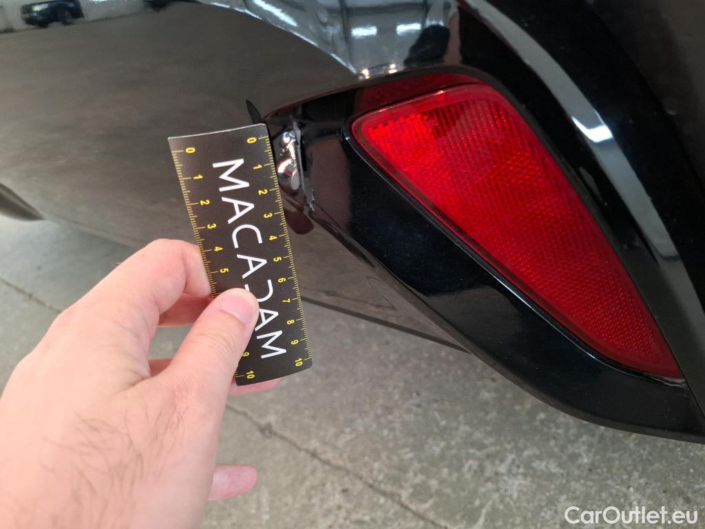  Toyota  Yaris TOYOTA  Hybride / 2019 / 5P / Berline Hybride 116h Iconic #10