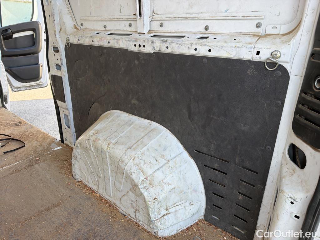  Opel  Movano OPEL  / 2021 / 4P / furgón Furgón Edition L2H2 3.5T BlueHDi 103kW #34
