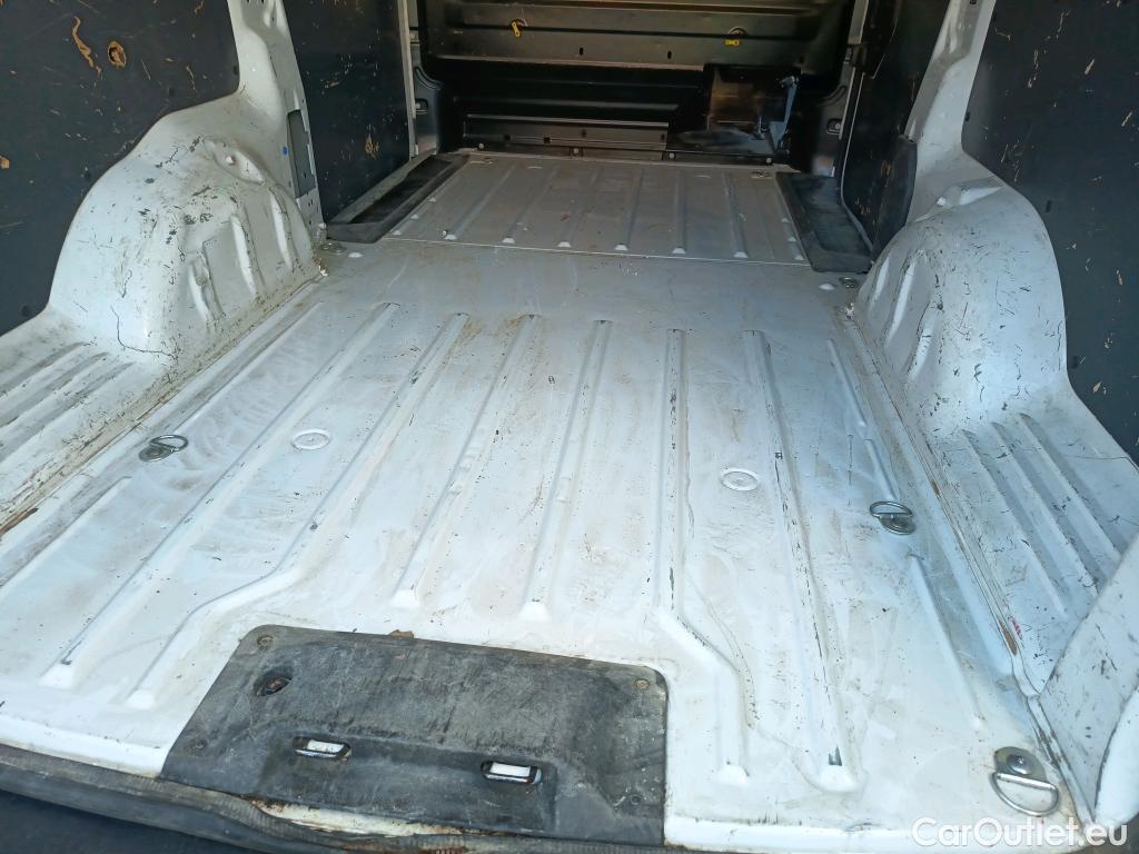  Citroen  Jumpy CITROEN  / 2016 / 4P / furgón Talla XL BlueHDi 145 S&S 6v Control #37