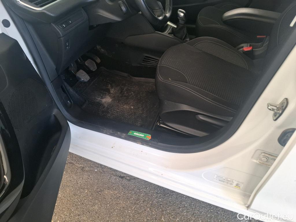  Peugeot  208  Allure Business 1.5 HDi 100CV BVM5 E6dT #23