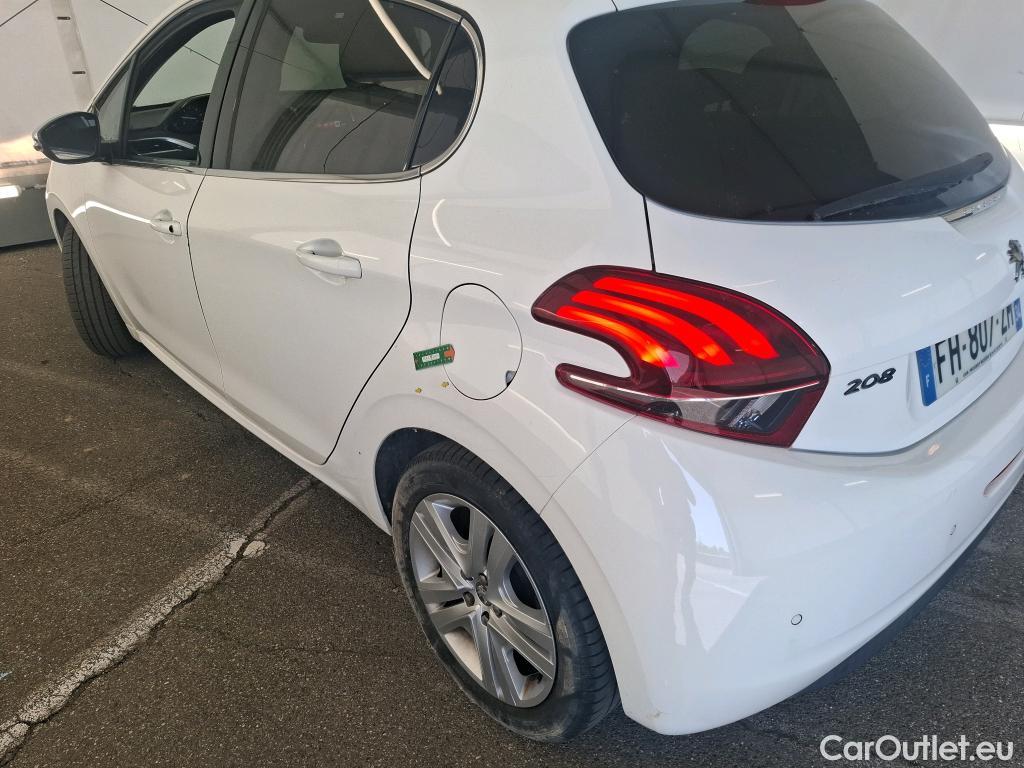  Peugeot  208  Allure Business 1.5 HDi 100CV BVM5 E6dT #1