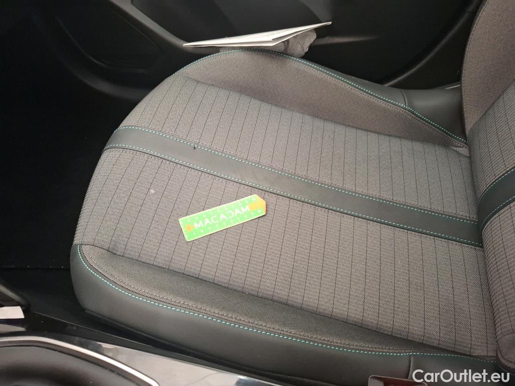  Peugeot  208  Allure 1.2 PureTech 100CV BVM6 E6d #10