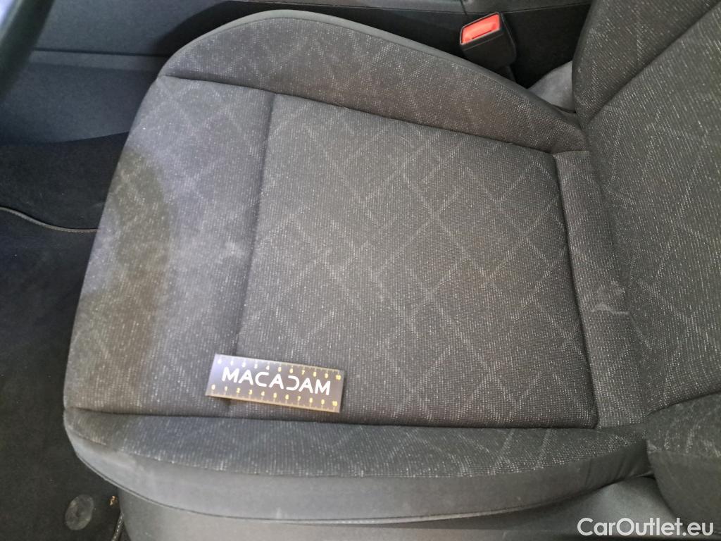  Volkswagen  Golf  VIII SW Life Plus 2.0 TDI 115CV BVA7 E6d #21