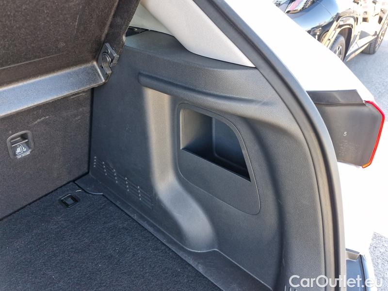  Hyundai  Konna Kona (SX2) (2023) Kona 1.6 T-GDI 145 Smart AT #16