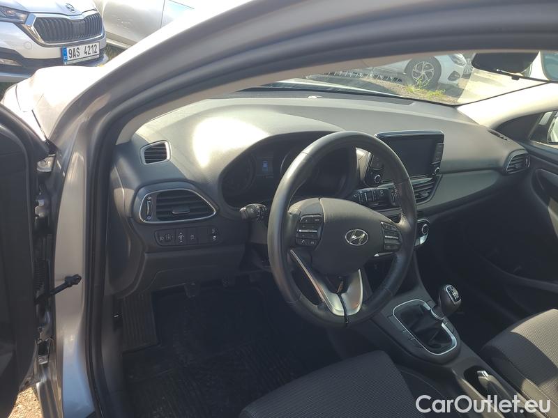  Hyundai  i30   cw (PD)(2017->)  kom.1.0TGDI 120 Comfort #13