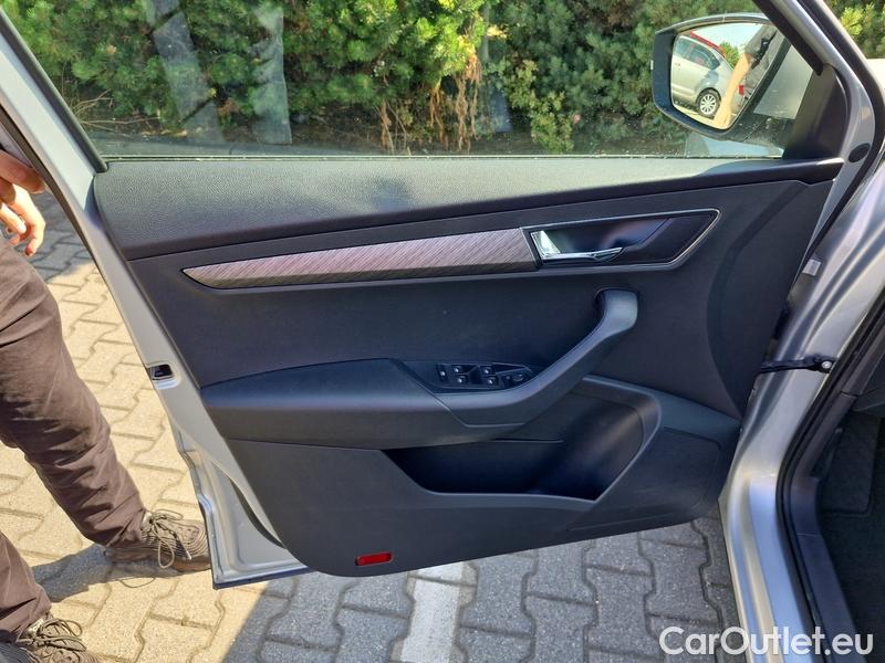  Skoda  Karoq  (NU)(2017->)  2.0TDI 110 4x4 Style AT #5