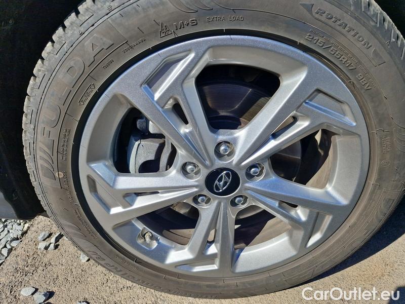  Hyundai  Konna Kona (SX2) (2023) Kona 1.6 T-GDI 145 Smart AT #5