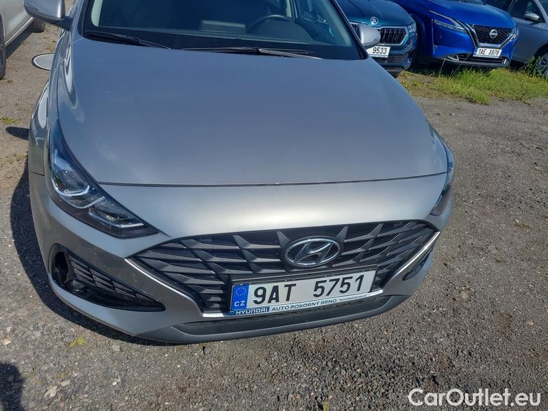  Hyundai  i30   cw (PD)(2017->)  kom.1.0TGDI 120 Comfort #2