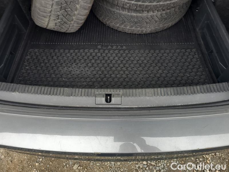  Skoda  Superb  (3V3)(2015) Supe.FL2.0TDI 110 Ambition AT #12