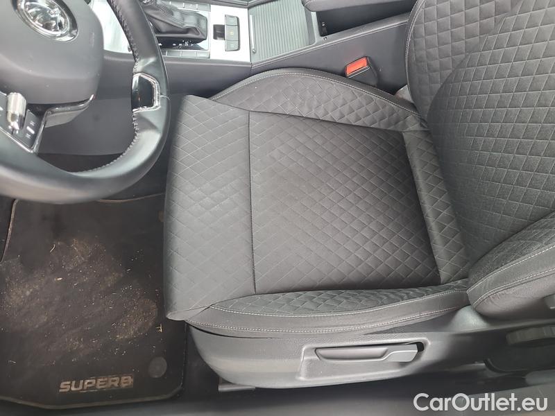  Skoda  Superb  (3V3)(2015) Supe.FL2.0TDI 110 Ambition AT #18