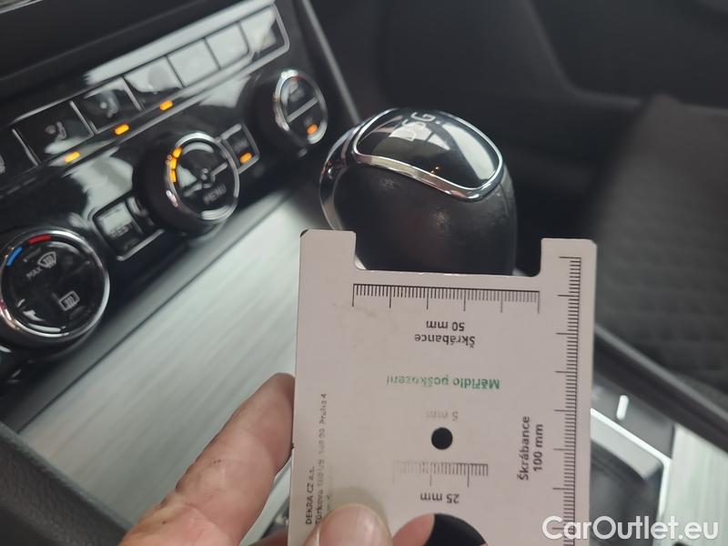  Skoda  Superb  (3V3)(2015) Supe.FL2.0TDI 110 Ambition AT #17
