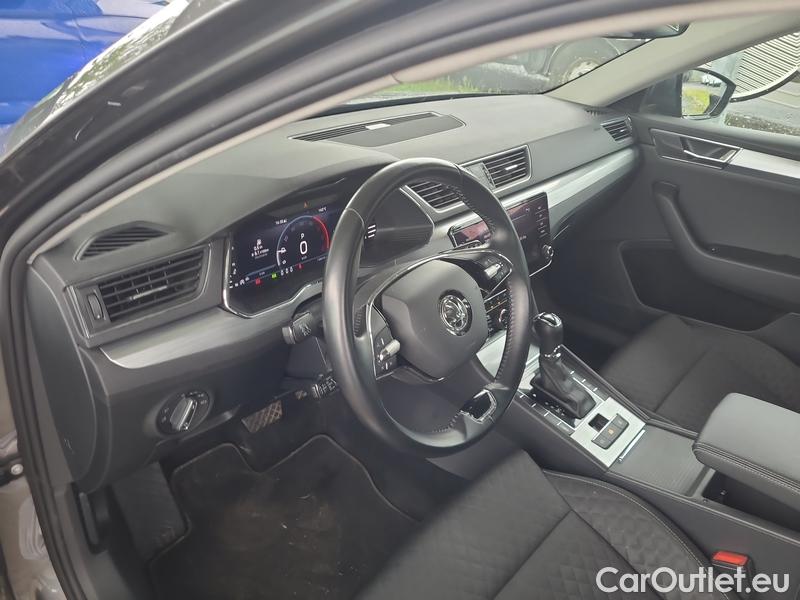  Skoda  Superb  (3V3)(2015) Supe.FL2.0TDI 110 Ambition AT #16