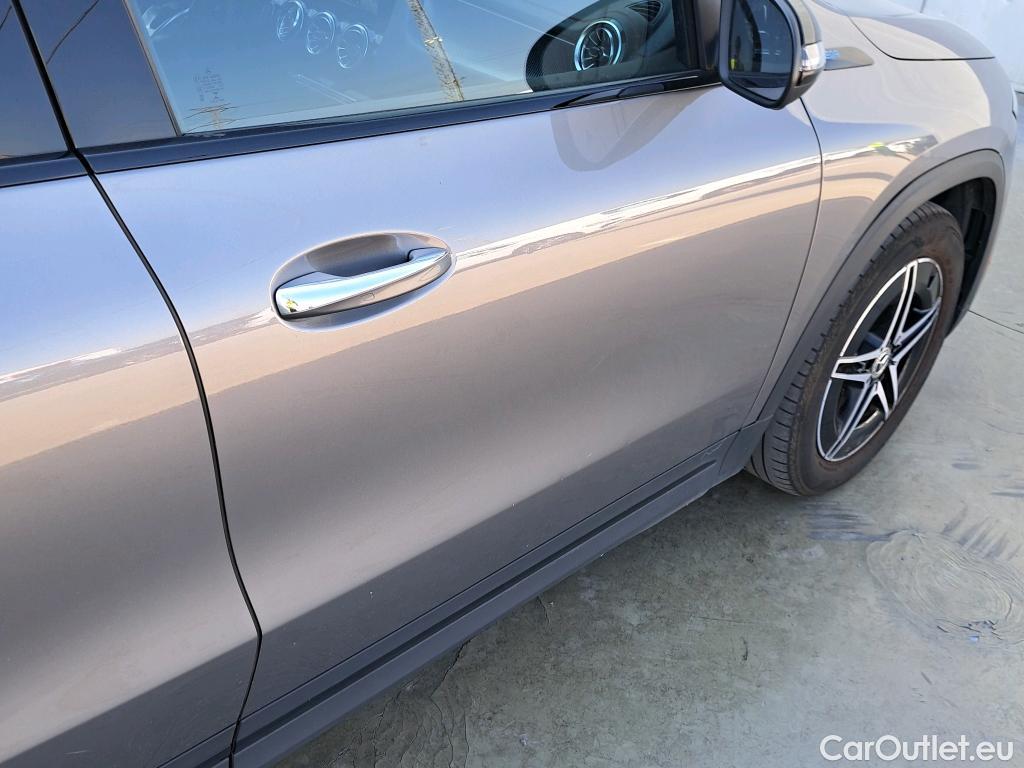  Mercedes  EQA MERCEDES-BENZ  / 2021 / 5P / todoterreno  250 #3