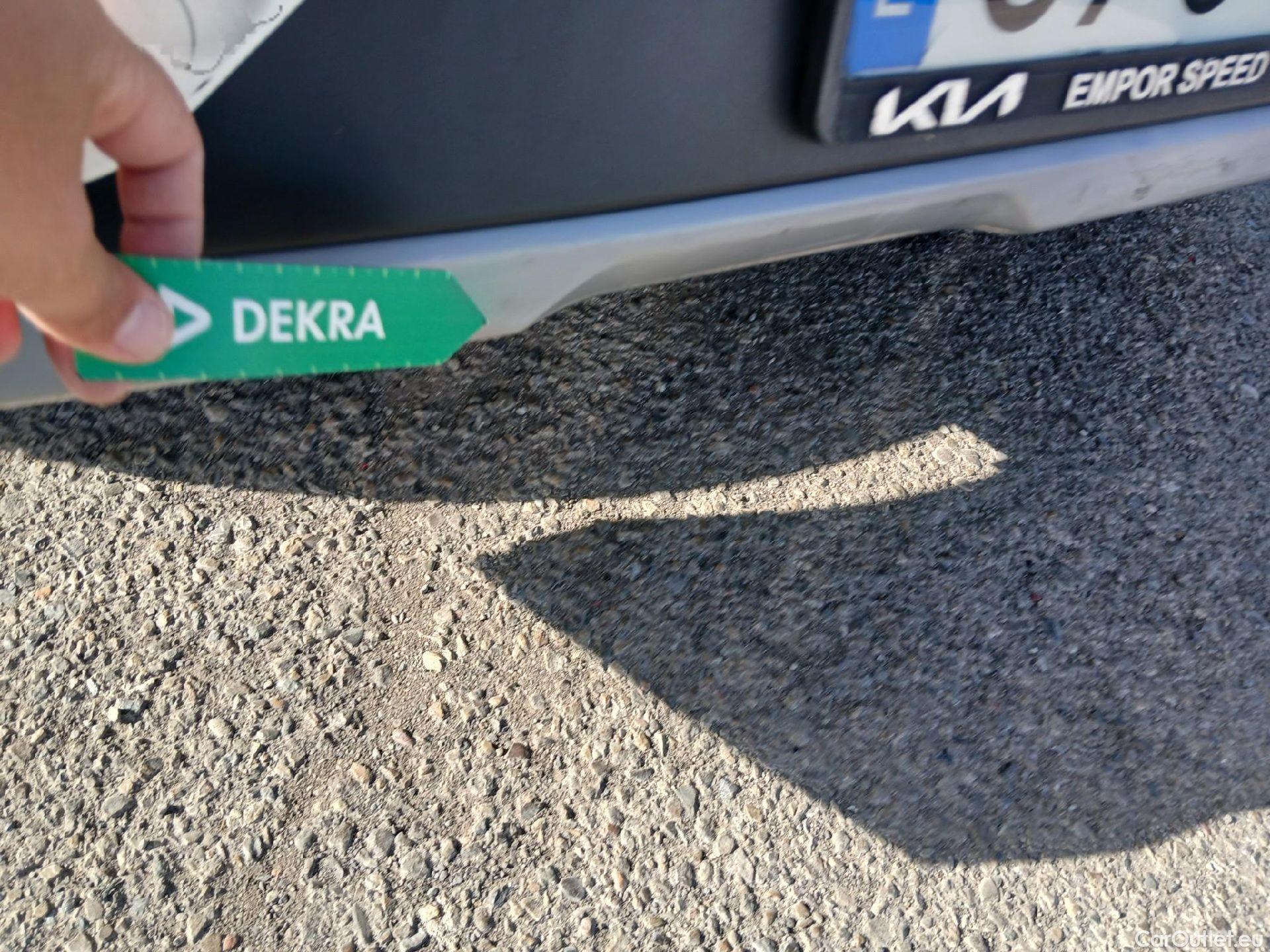  KIA  Niro KIA  / 2019 / 5P / crossover 1.6 GDi HEV 104kW (141CV) Drive #24