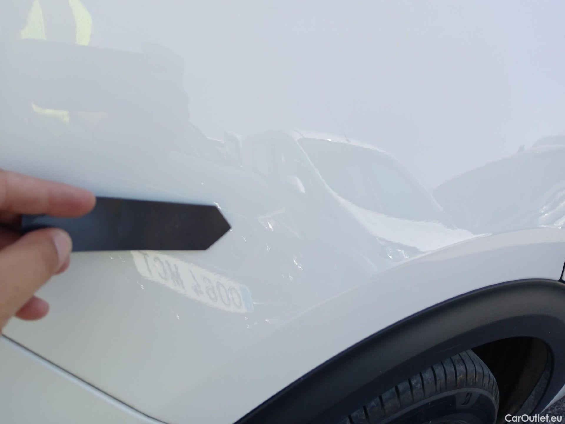  KIA  Niro KIA  / 2019 / 5P / crossover 1.6 GDi HEV 104kW (141CV) Drive #29