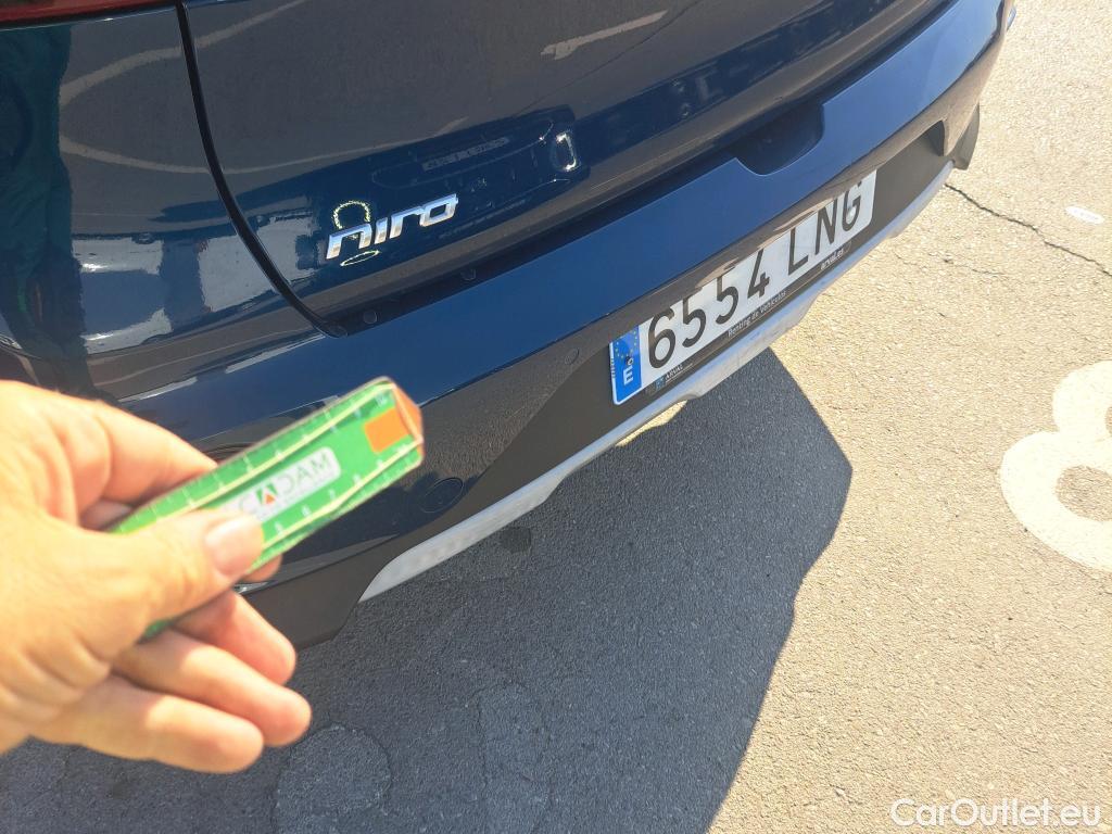  KIA  Niro KIA  / 2019 / 5P / crossover 1.6 GDi HEV 104kW (141CV) Drive #33