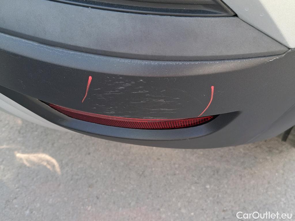  Renault  Captur RENAULT  / 2020 / 5P / todoterreno Intens TCe 90 #4