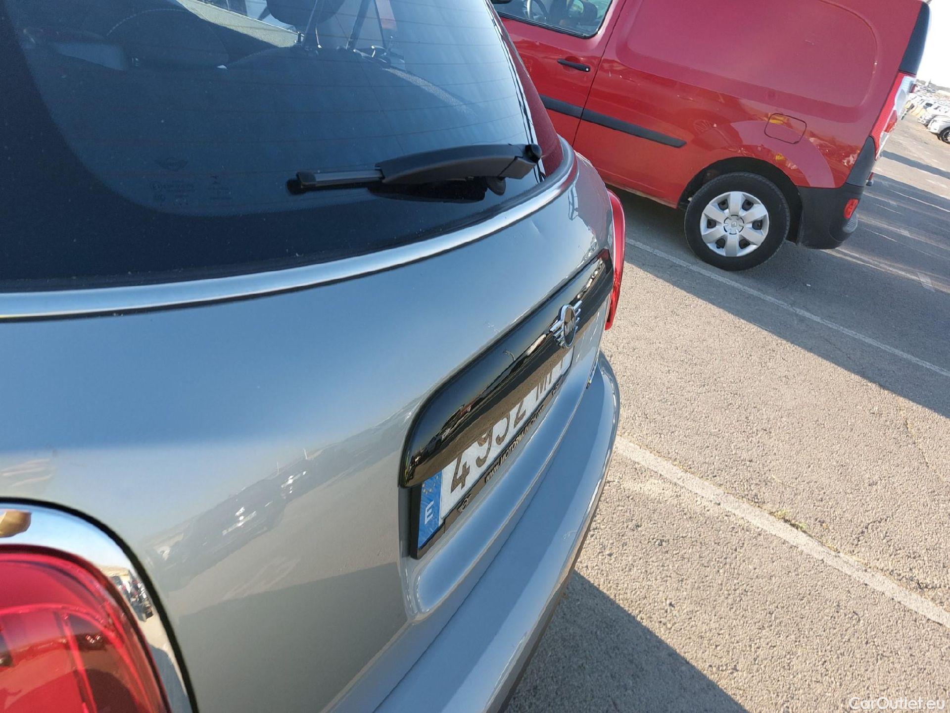  Mini  Cooper MINI MINI / 2021 / 5P / berlina con portón  5 PUERTAS #4