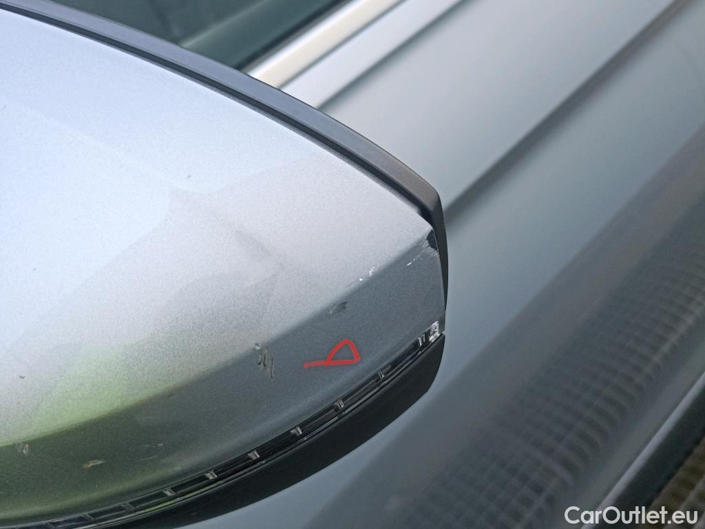  Volkswagen  Tiguan VOLKSWAGEN  Allspace / 2021 / 5P / todoterreno Life 2.0 TDI 110kW (150CV) DSG #22
