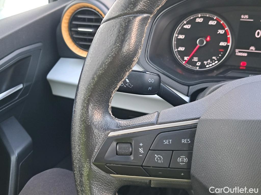  Seat  Ibiza SEAT  / 2017 / 5P / berlina con portón 1.0 TSI 81kW (110CV) Style Plus(SP) #18