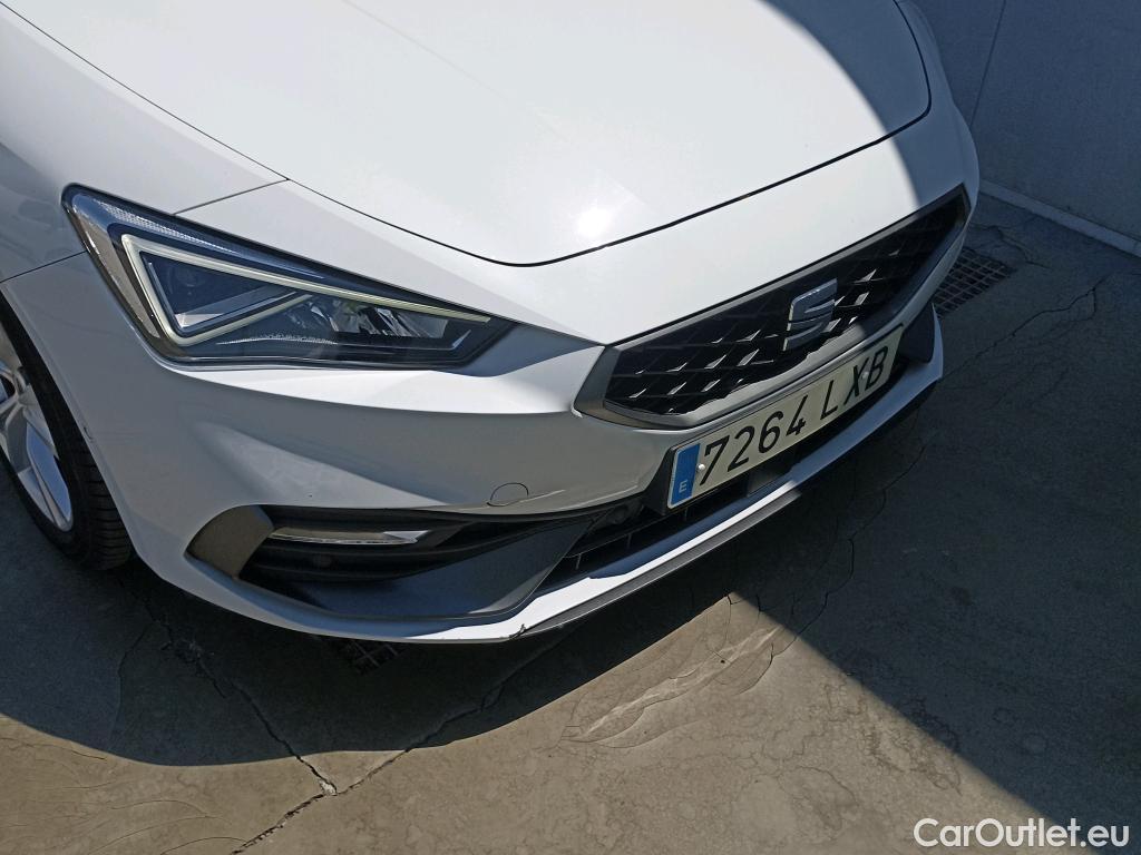  Seat  Leon SEAT Nuevo León / 2020 / 5P / familiar SP 1.5 eTSI 110kW DSG S&S FR Go L(SP) #9