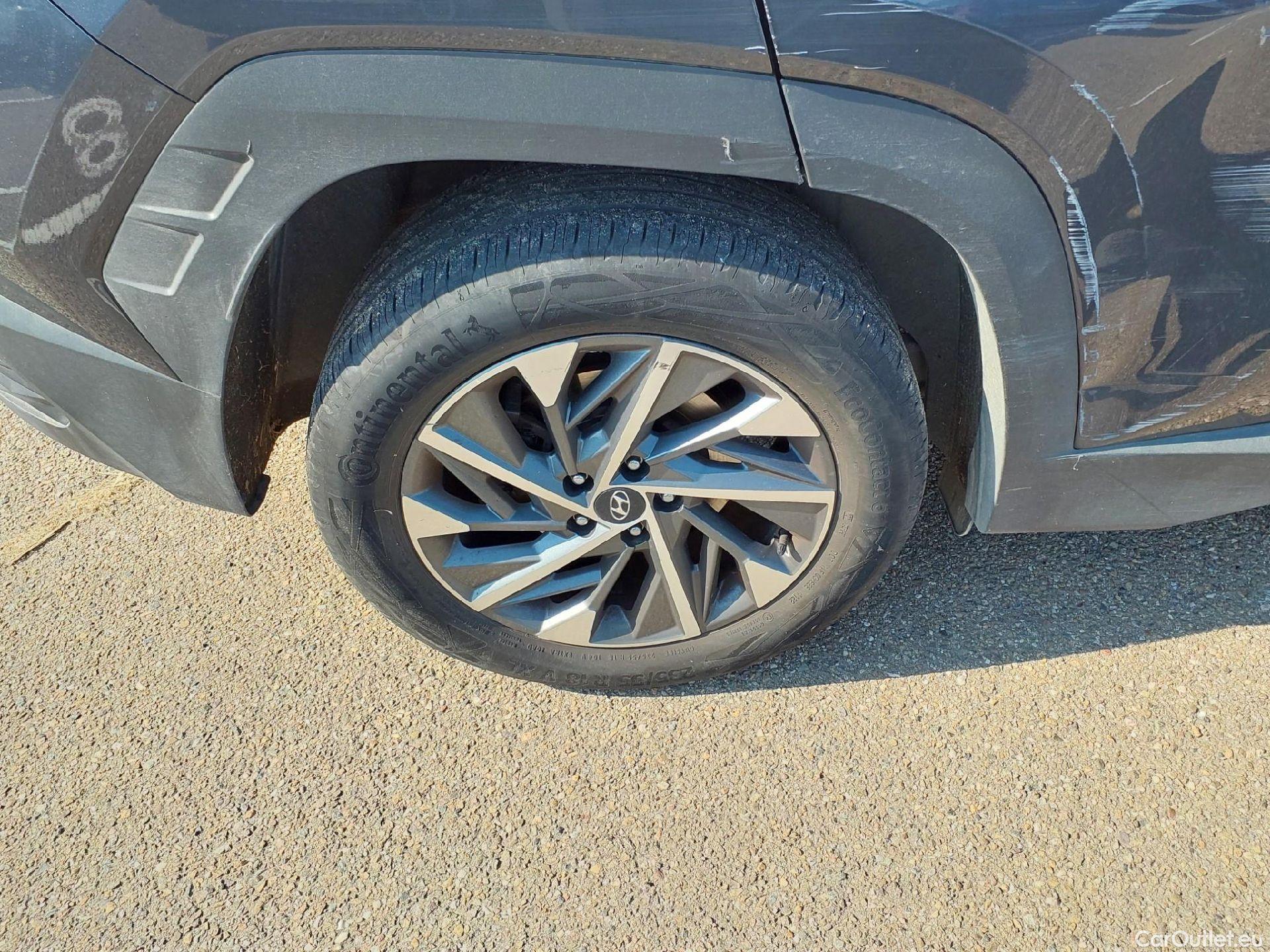  Hyundai  Tucson HYUNDAI  / 2020 / 5P / todoterreno 1.6 TGDI 110kW (150CV) 48V Tecno DCT 2C #31