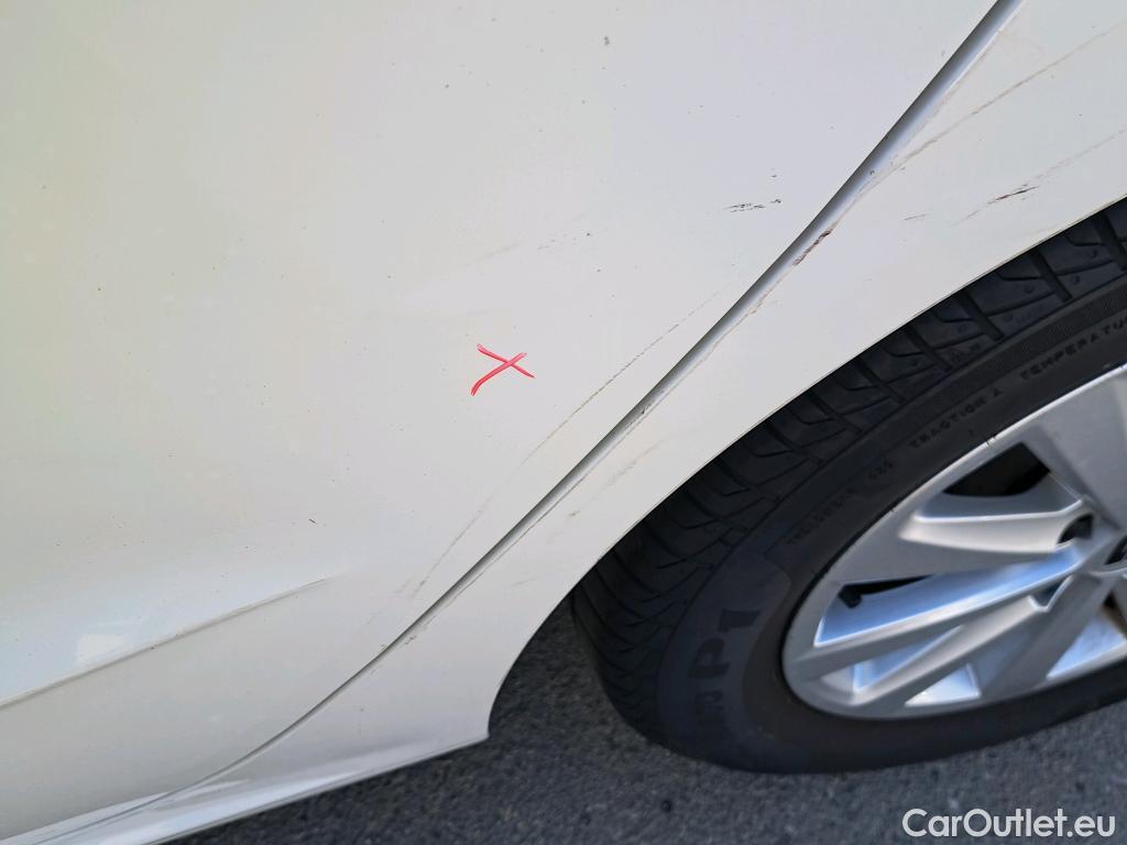  Seat  Ibiza SEAT  / 2017 / 5P / berlina con portón 1.0 TSI 81kW (110CV) Style Plus(SP) #12